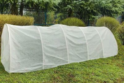 Floating Row Cover Guide: Plant Protection & Growth Enhancement